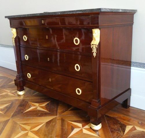 Mobilier Commode - Commode d'époque Empire en acajou par Marcion