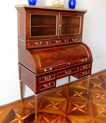 Bureau cylindre en acajou d'époque Louis XVI - Mobilier Style Louis XVI