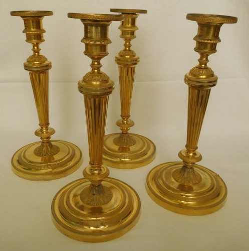 Set of  Louis XVI ormolu candlesticks attributed o Claude Galle - Lighting Style Louis XVI