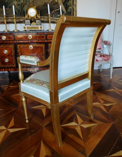 18th century - Pair of gilt wood armchairs - France circa 1796-1799