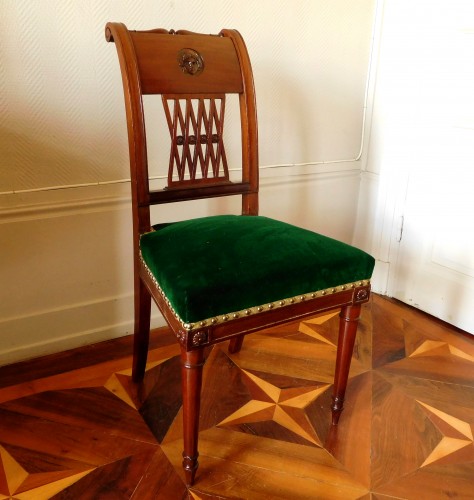 Paire de chaises à l'Etrusque Directoire en acajou - Sièges Style Directoire