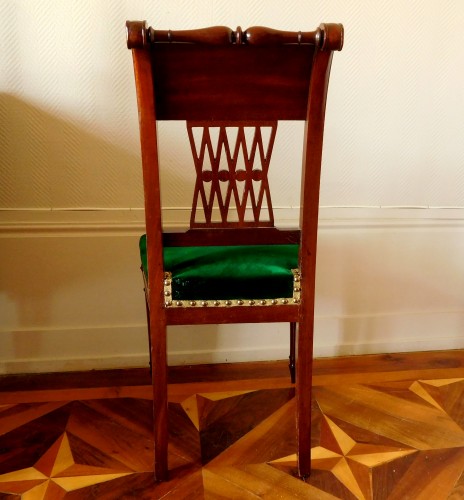 Directoire - Pair of mahogany chairs, late 18th century