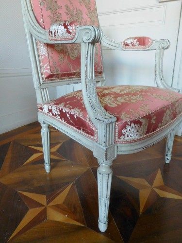 Pair of Louis XVI armchairs stamped JB Boulard - 