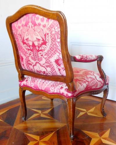 Louis XV - Fauteuil Louis XV estampillé Michel Cresson