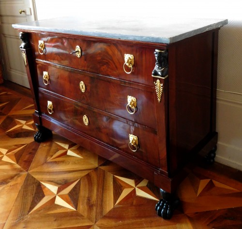 19th century - Mahogany commode, Empire Consulat period