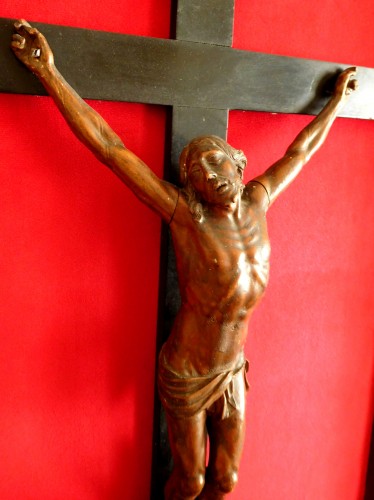 Christ en Croix en bois de Bagard vers 1680 - 1700 - GSLR Antiques