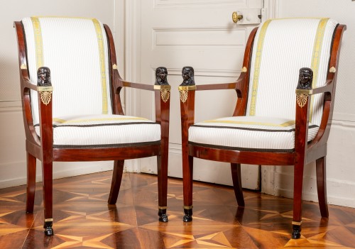 Sièges Fauteuil & Bergère - Paire de fauteuils Directoire Consulat Attribués à Jacob Frères