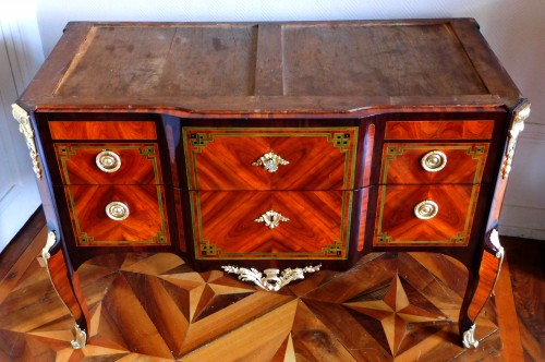 Transition Period Marquetry Commode, Circa 1775  - Stamped  Ohneberg - Transition