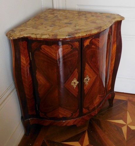 Louis XV Corner Cupboard by Nicolas Petit - 