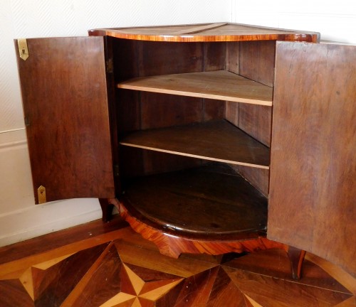 Louis XV Corner Cupboard by Nicolas Petit - Louis XV