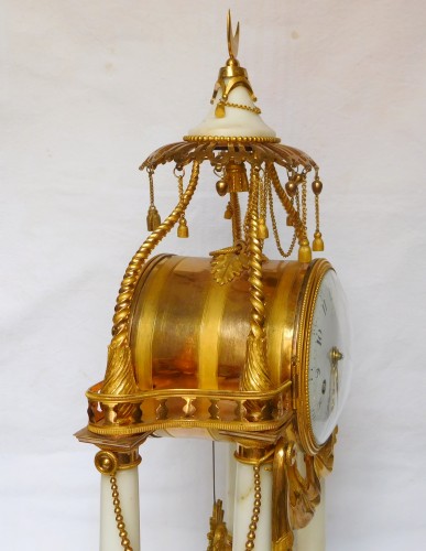 18th Century So-called A La Turque Clock By Furet - Louis XVI Period - Transition