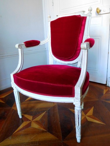 Suite de six fauteuils cabriolets Louis XVI estampille de JI Roussens - Sièges Style Louis XVI