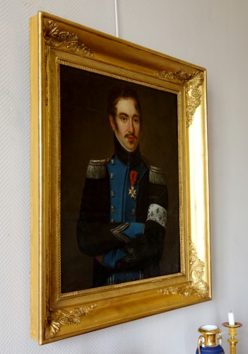 Antiquités - Portrait d'un officier de l'Armée de Condé pendant l'Empire - Ecole française du 19e siècle