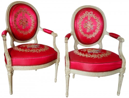 Paire De Fauteuils Cabriolets d'époque Louis XVI - Estampille Delaisement