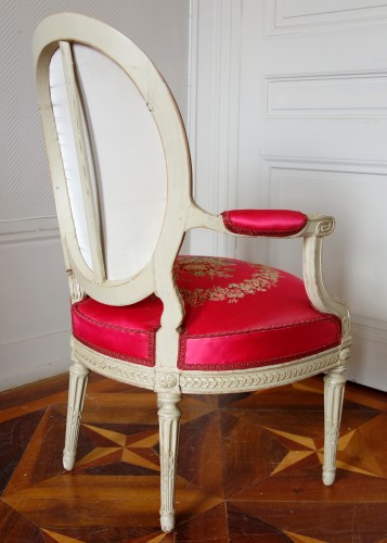 Antiquités - Paire De Fauteuils Cabriolets d'époque Louis XVI - Estampille Delaisement