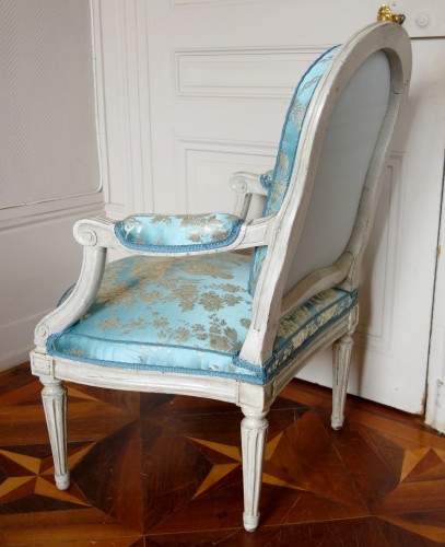 Antiquités - Paire de fauteuils d'époque Louis XV - estampille de Louis Delanois