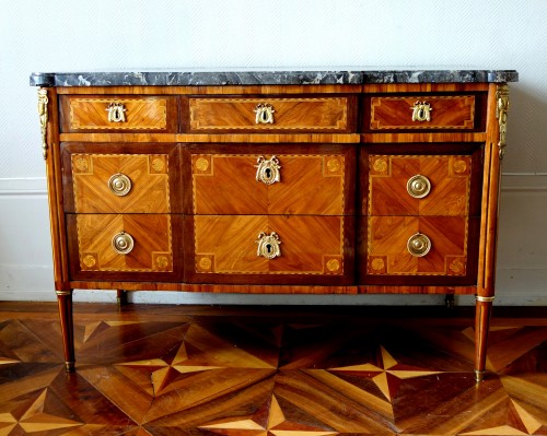 Louis XVI Marquetry commode - Stamp of Pascal  Coigniard - Furniture Style Louis XVI