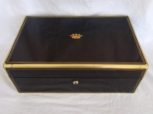 Coffret nécessaire de voyage par Aucoc - Argenterie et Orfèvrerie Style Napoléon III