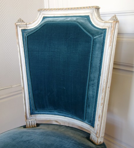 Antiquités - Série de 4 chaises de salon Louis XVI - estampille de Pluvinet
