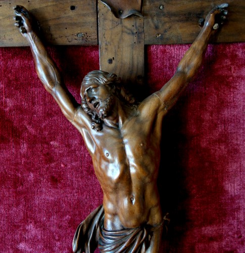 Art sacré, objets religieux  - Christ en bois de Bagard, travail nancéen fin du XVIIe Siècle