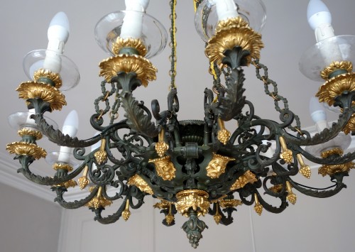 12 Lights Patinated &amp; Gilt Bronze Chandelier, early 19th century - Restauration - Charles X