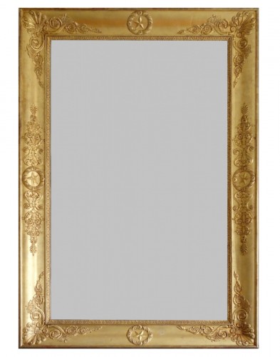 Important miroir en bois doré d'époque Charles X