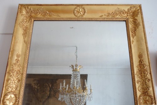 XIXe siècle - Important miroir en bois doré d'époque Charles X