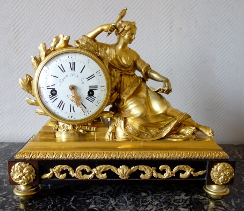 Lepaute Horloger Du Roi - Pendule à la grecque d'époque Louis XV - Horlogerie Style Transition