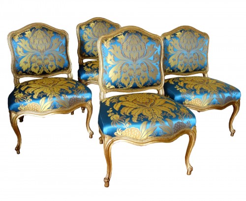 Suite of 4 Louis XV chairs in gilded wood stamped by Meunier