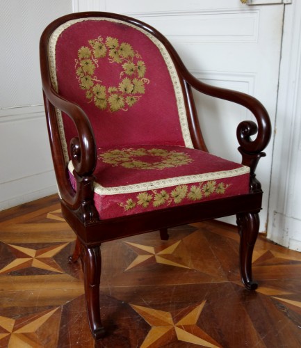 Paire de fauteuils gondole en acajou vers 1830 estampillés de Jeanselme - Sièges Style Restauration - Charles X
