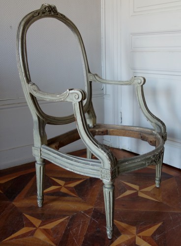 Série de 6 fauteuils à chassis d'époque Louis XVI estampille de Pierre Brizard - GSLR Antiques