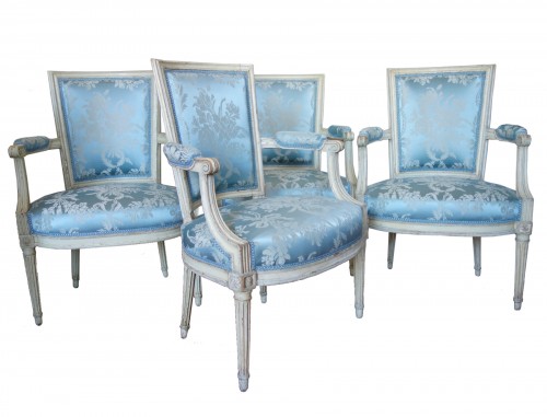 Salon de 4 fauteuils cabriolets Louis XVI estampille de Marc Gautron