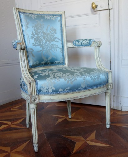Louis XVI - Salon de 4 fauteuils cabriolets Louis XVI estampille de Marc Gautron