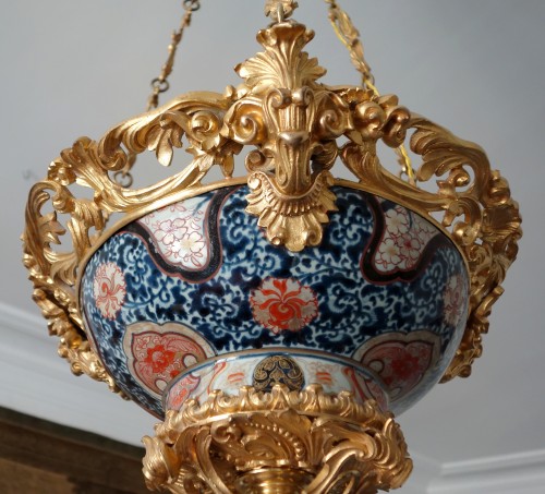 XIXe siècle - Suspension en porcelaine du Japon à décor Imari