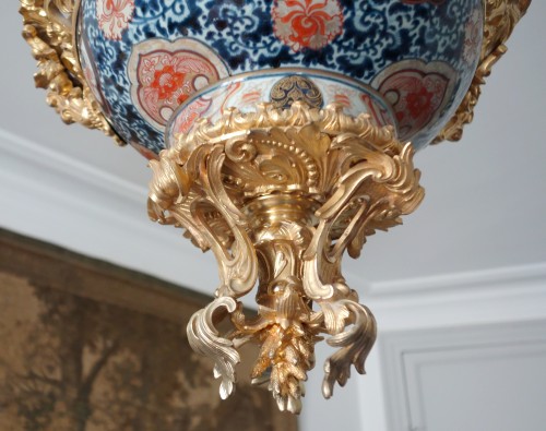 Napoléon III - Suspension en porcelaine du Japon à décor Imari