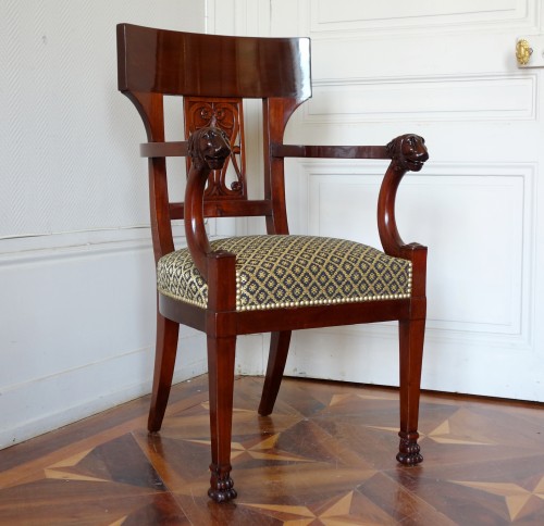 Fauteuil en hémicycle attribué à Demay - époque Consulat - Sièges Style Directoire