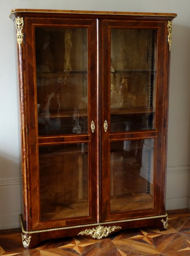 Furniture  - Louis XV bookcase - stamped François Garnier