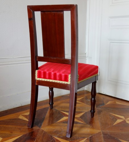 Antiquités - Série de quatre chaises d'audience d'époque Empire estampille de Puenne