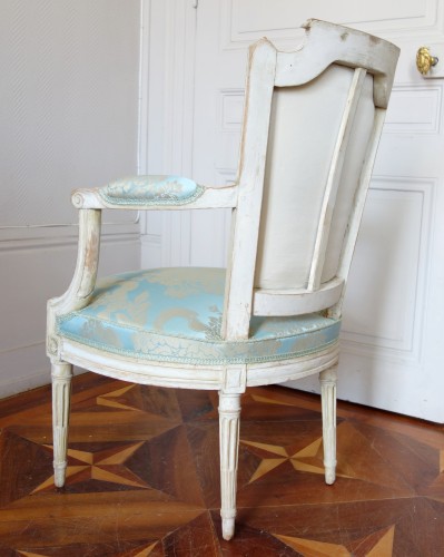 Antiquités - Suite de quatre fauteuils cabriolets d'époque Louis XVI, estampille Claude Lerat