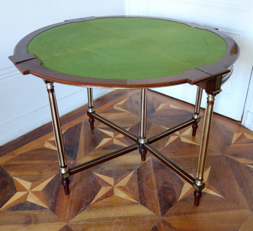 Mobilier Table à Jeux - Table mécanique formant table à jeu et encoignure vers 1880 - signée Balny