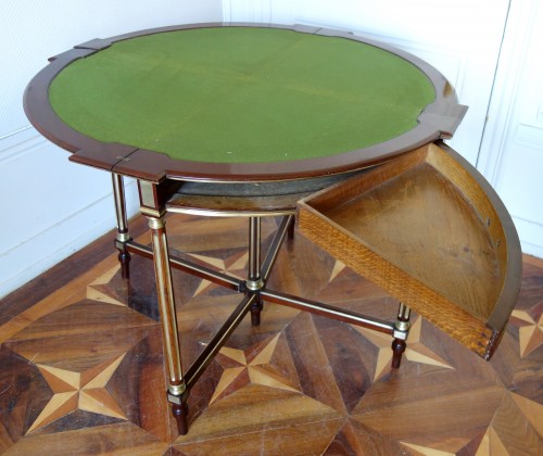 XIXe siècle - Table mécanique formant table à jeu et encoignure vers 1880 - signée Balny