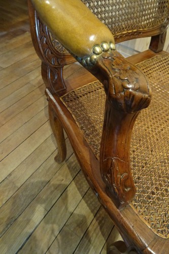 Louis XV - Paire de fauteuils cannés d'époque Louis XV