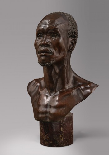 Buste d'un Homme Nubien -  Eugenio Maccagnani ( 1852-1930 ) - Sculpture Style 