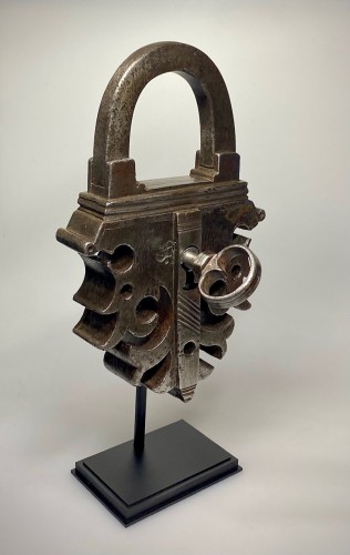 Collectibles  - Renaissance Padlock