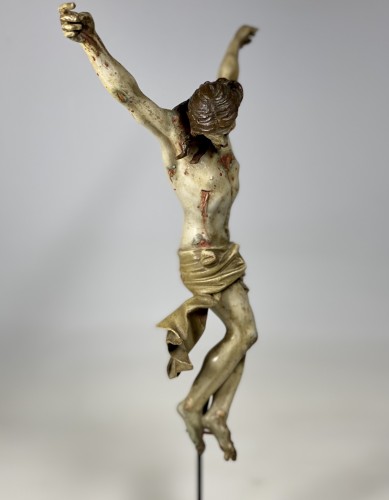 Corpus Christi baroque en bois polychrome - Art sacré, objets religieux Style Louis XIII
