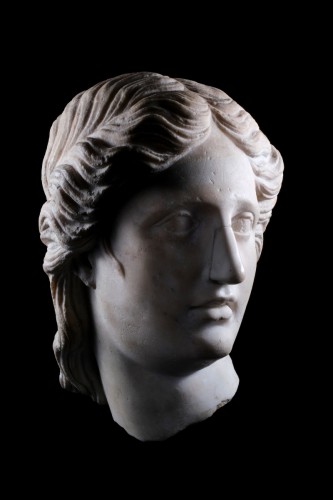 Tête d'Aphrodite en marbre début 17e siècle - 