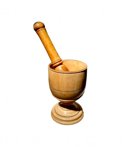 Superb German Apothecary&#039;s Ivory Turned Mortar and Pestle