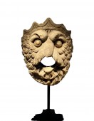 Masque de fontaine de hibou couronné XVIIe siècle