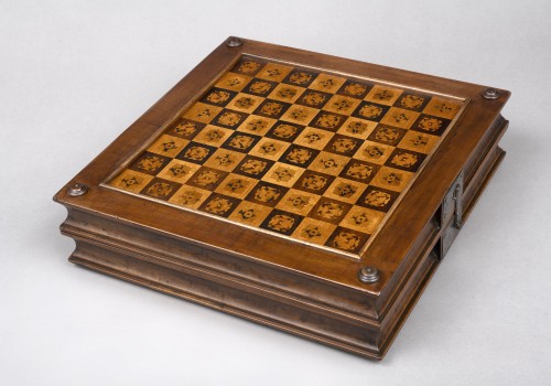 Eger, coffret de jeu avec échecs et backgammon - Collections Style Louis XIV