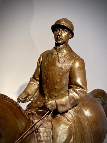 Sculpture  - Bronze Sculpture representing Albert the first King of Belgium